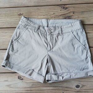 Canyon River Blues women's cuffes shorts size 6